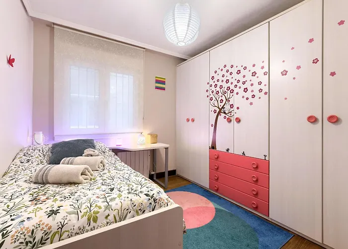 Bilbao, A Un Paso. Apartamento